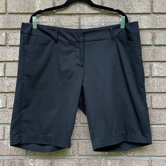 MOSSIMO Stretch Extensible Black Shorts Size 16 - Picture 4 of 4